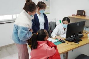 春日关爱，关注孩子成长--免费义诊助力儿童健康发育